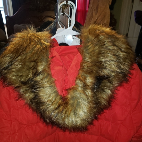 WOMENS SUPERDRY RED PUFFER COAT SIZE 12 - Picture 8 of 8